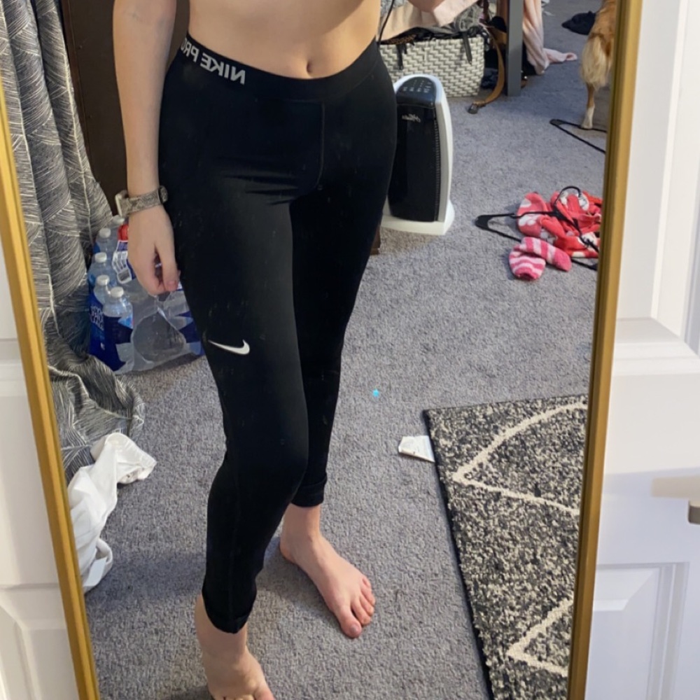 Nike pro dri fit leggings size medium